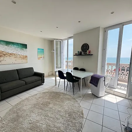 2 Pieces Pour 4 Personnes Face A La - Fr-1-197-633 Appartement *